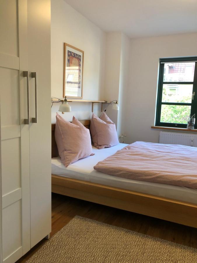 Villenappartement Mit Blick Ins Gruene Am Rande Der Wunderschoenen Altstadt Wismar Exterior foto