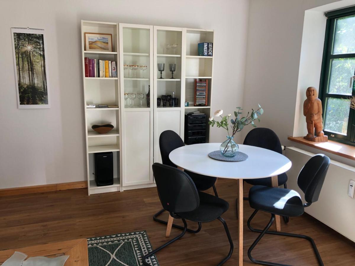 Villenappartement Mit Blick Ins Gruene Am Rande Der Wunderschoenen Altstadt Wismar Exterior foto